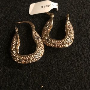 New 14k tri colored gold filled earrings NWT